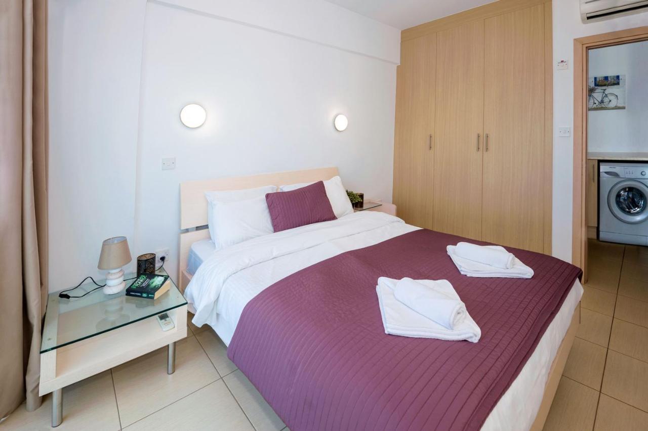 Gabriela - Coralli Beachfront Apartment Protaras Exterior photo